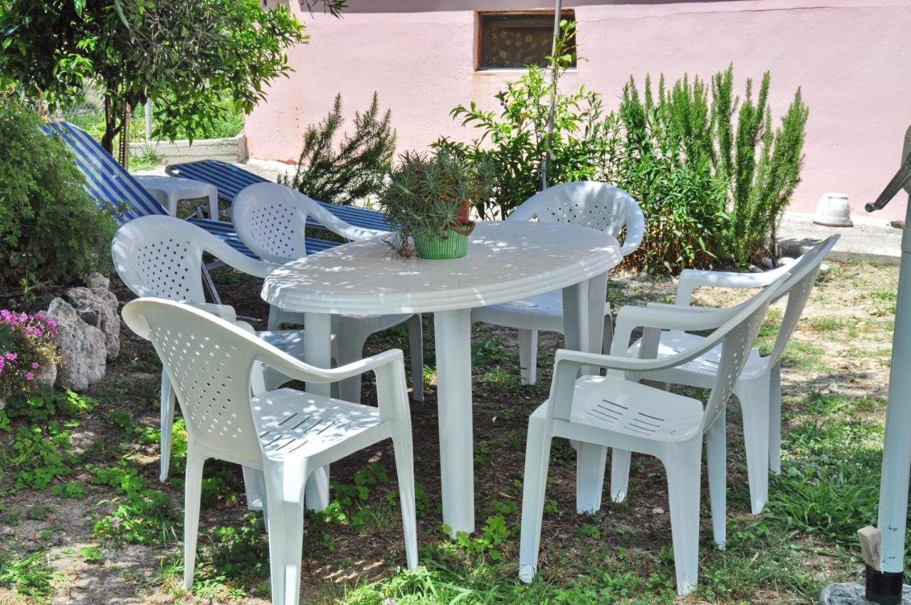 Miranda Haus Aparthotel Arillas (Corfu)